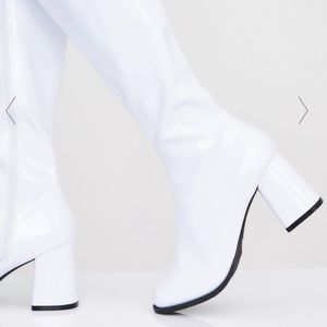 White patent stretch gogo boots